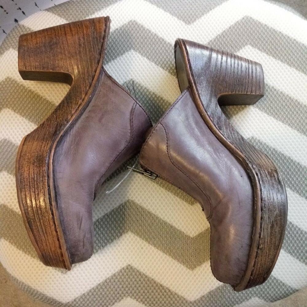 Born Haledon Pewter Brown Leather Clog 8 W82529